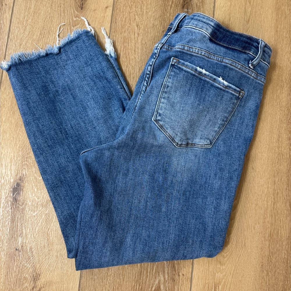 Trendy Distressed Blue Boyfriend Jeans - Picture 8 of 10